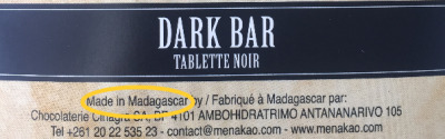 menakao chocolate bar label with source of cacao highlighted